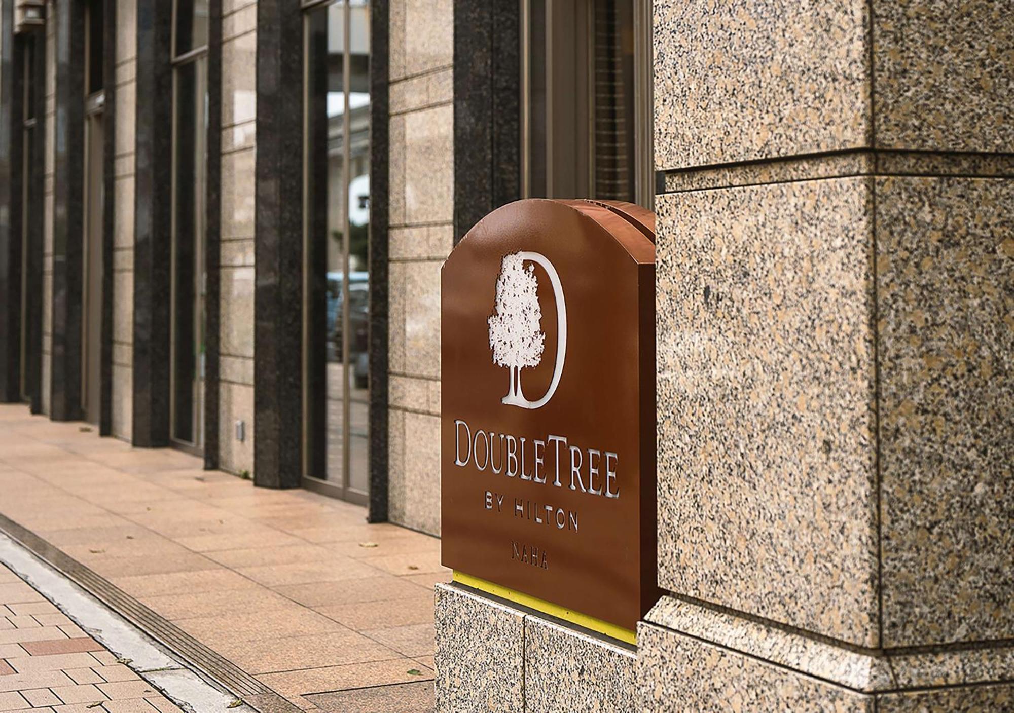 Doubletree By Hilton Naha Hotell Exteriör bild