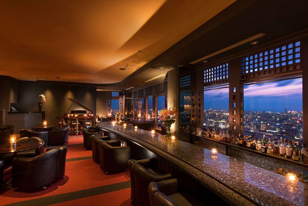 Doubletree By Hilton Naha Hotell Restaurang bild
